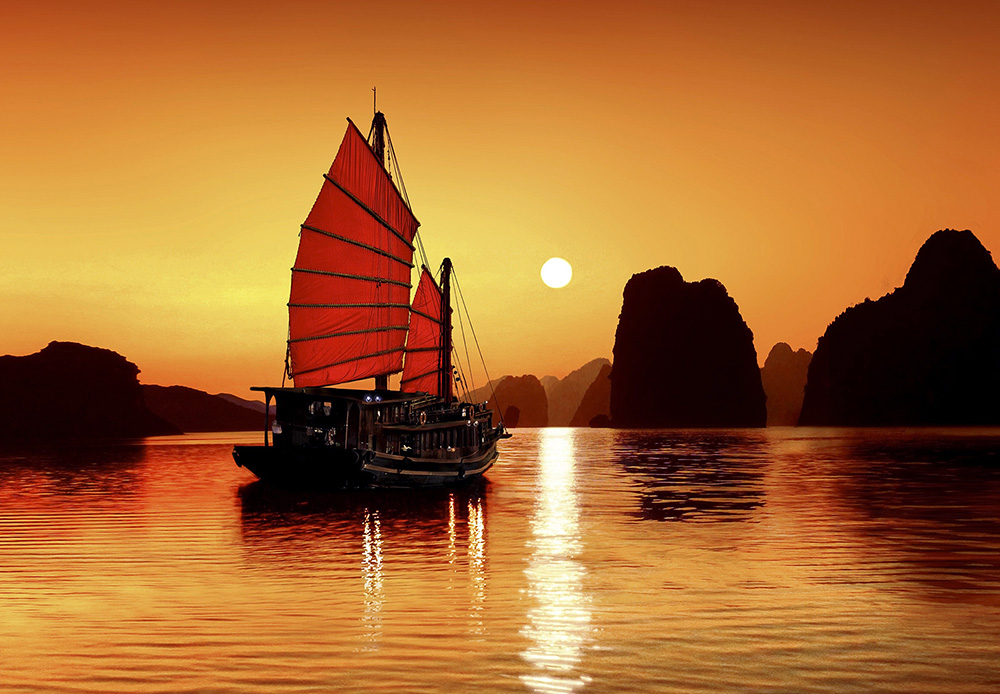 ha long bay.jpg