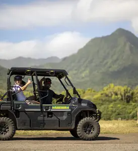 Excursión en UTV Raptor por el rancho Kualoa, en Hawái