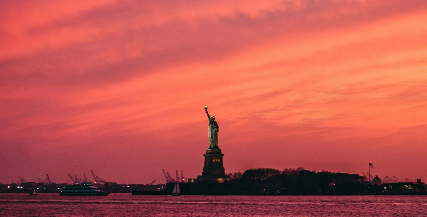 Crucero crepuscular por la Estatua de la Libertad