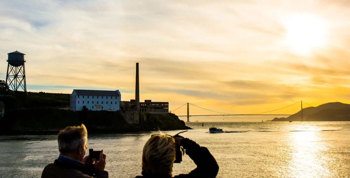 Crucero al atardecer en California