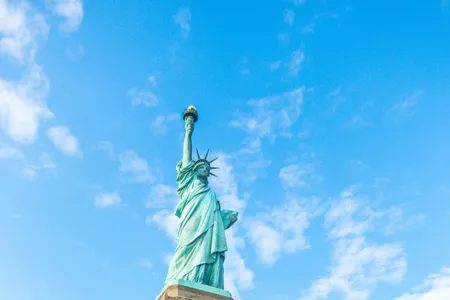 Statue of Liberty Downtown Cruise