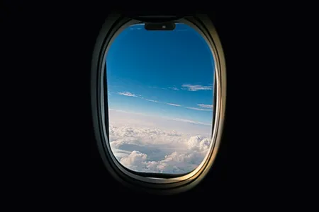 Servicio de transporte para la comunidad coreana entre el aeropuerto de Newark y Manhattan 🚐: horarios a medida para Air Premia y United ✈️