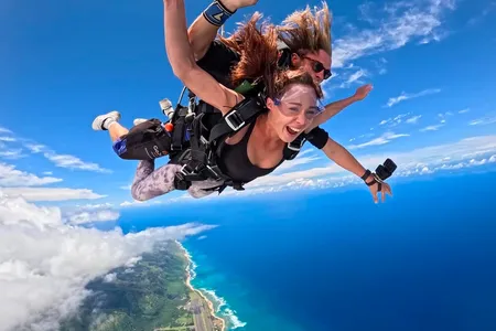 Skydiving in Hawaii