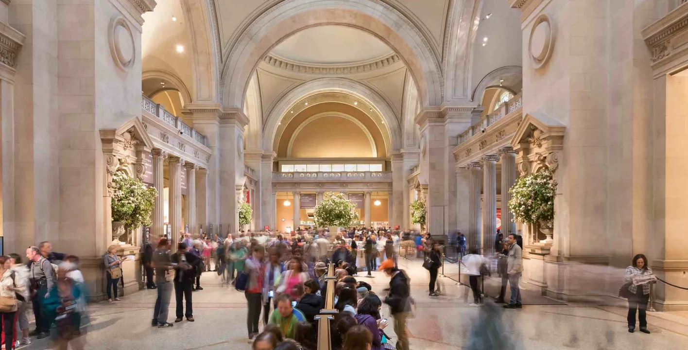 Small docent-led tour of the Metropolitan Museum of Art (admission included)